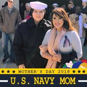 Meet your Posher, Roxanne